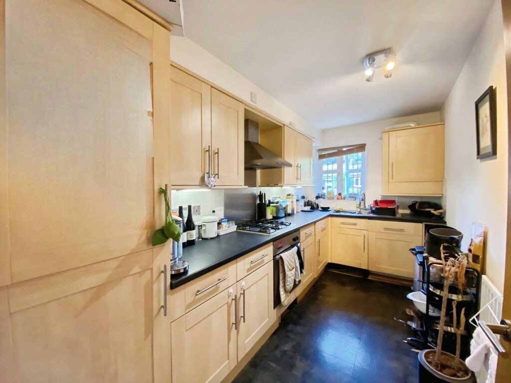 Flat Chapel Lane in Surrey Heath