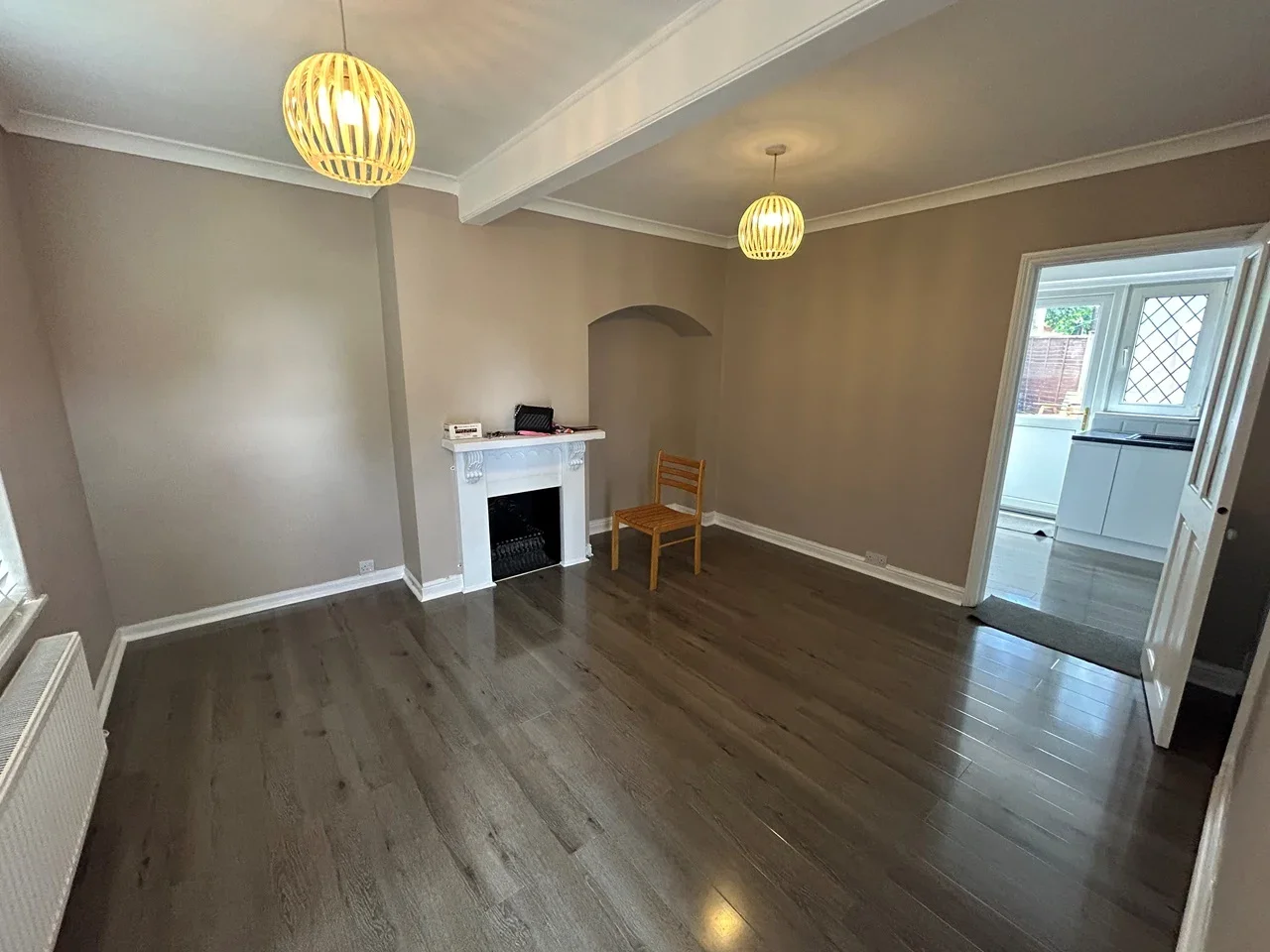 Room Neath Gardens in Greater London