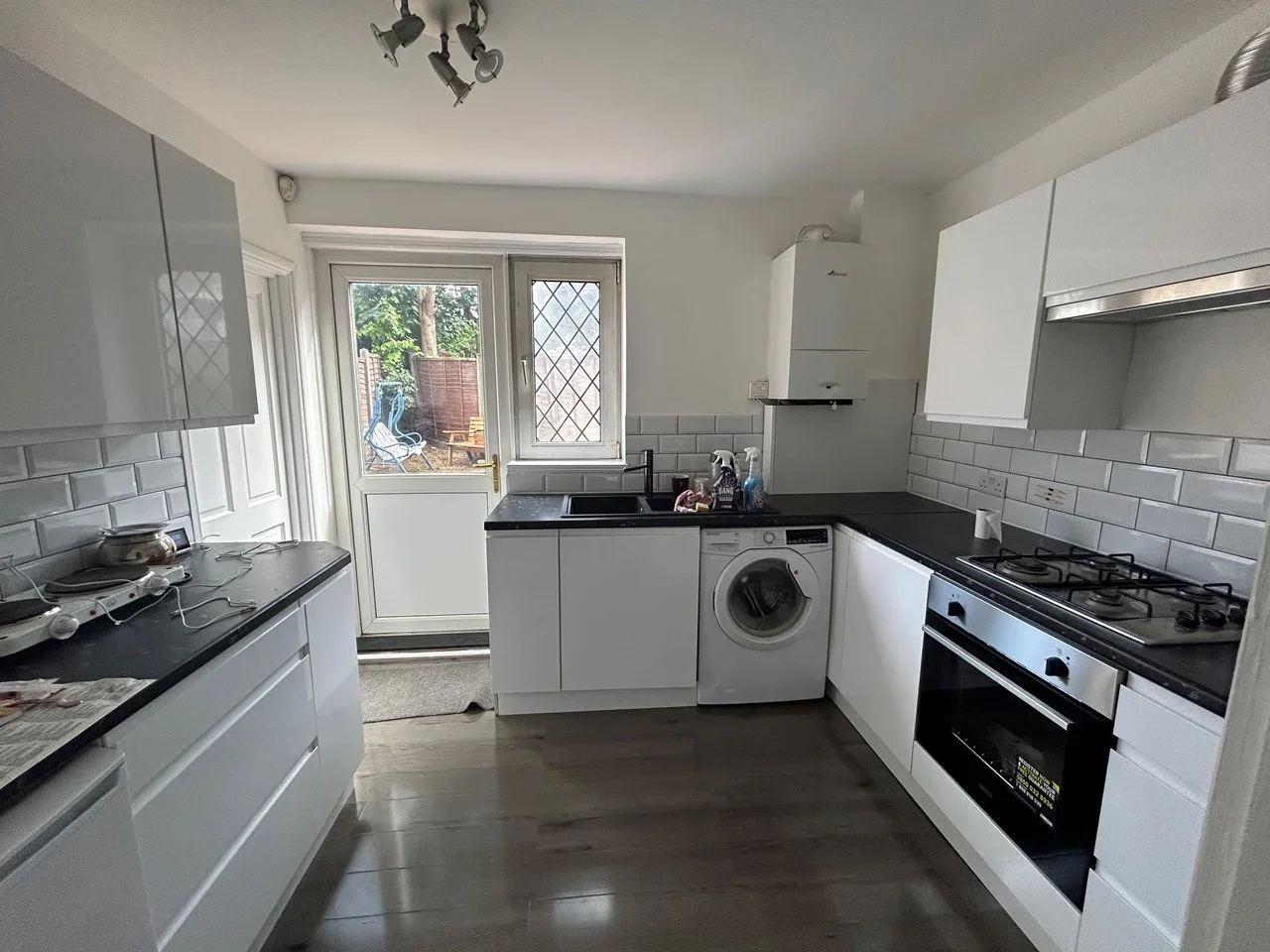 Room Neath Gardens in Greater London