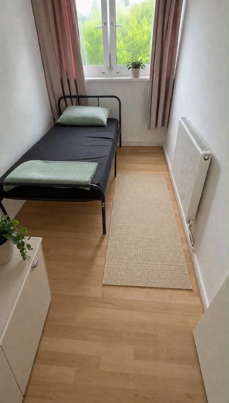 Room Pauntley Street in Greater London