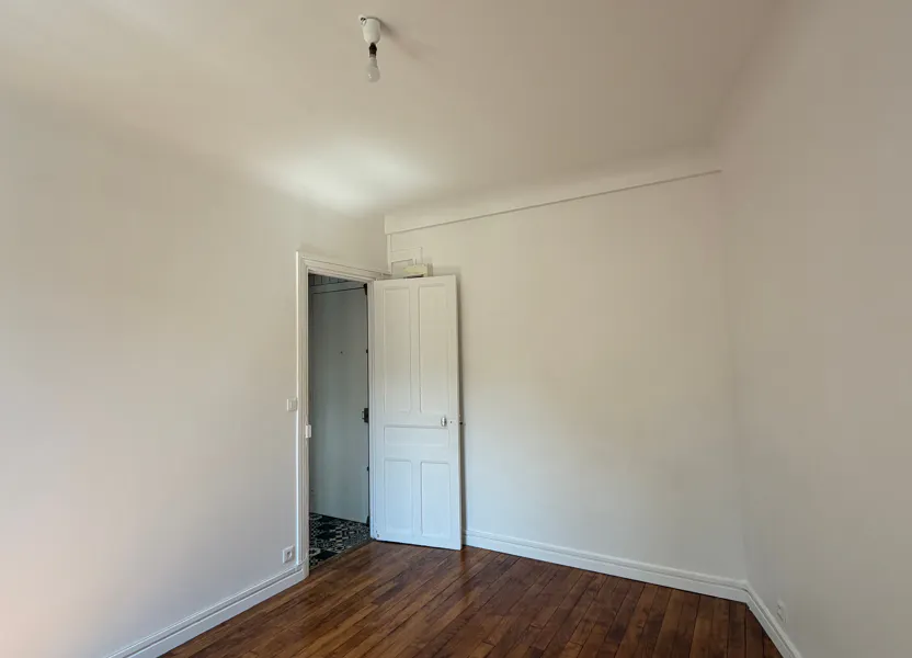 Appartement Rue des Rosiers à Saint-Ouen-sur-Seine