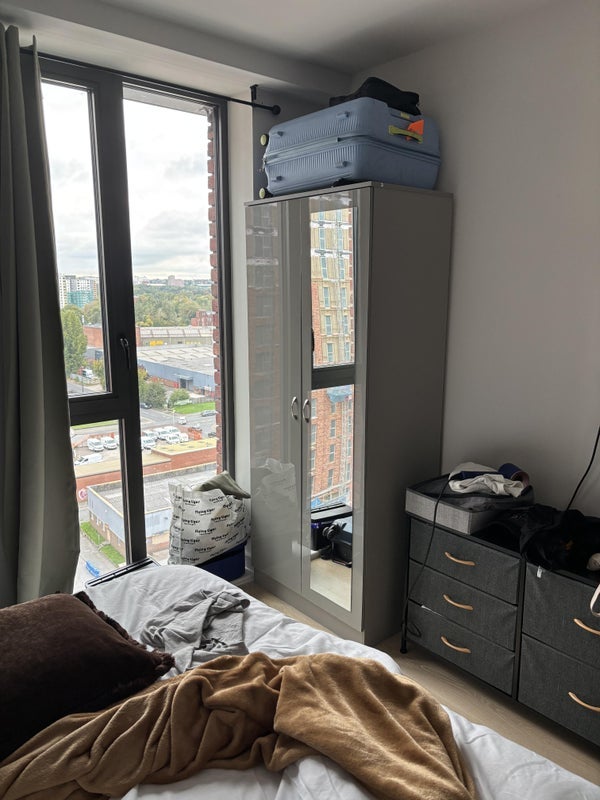 Room Dutton Street in Manchester