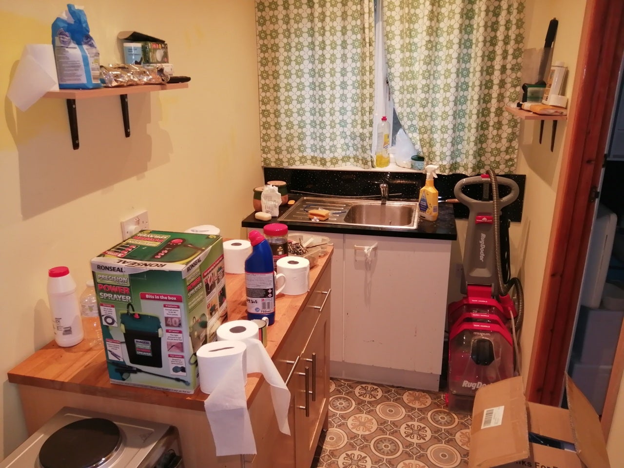 Flat Bush Grove in Greater London