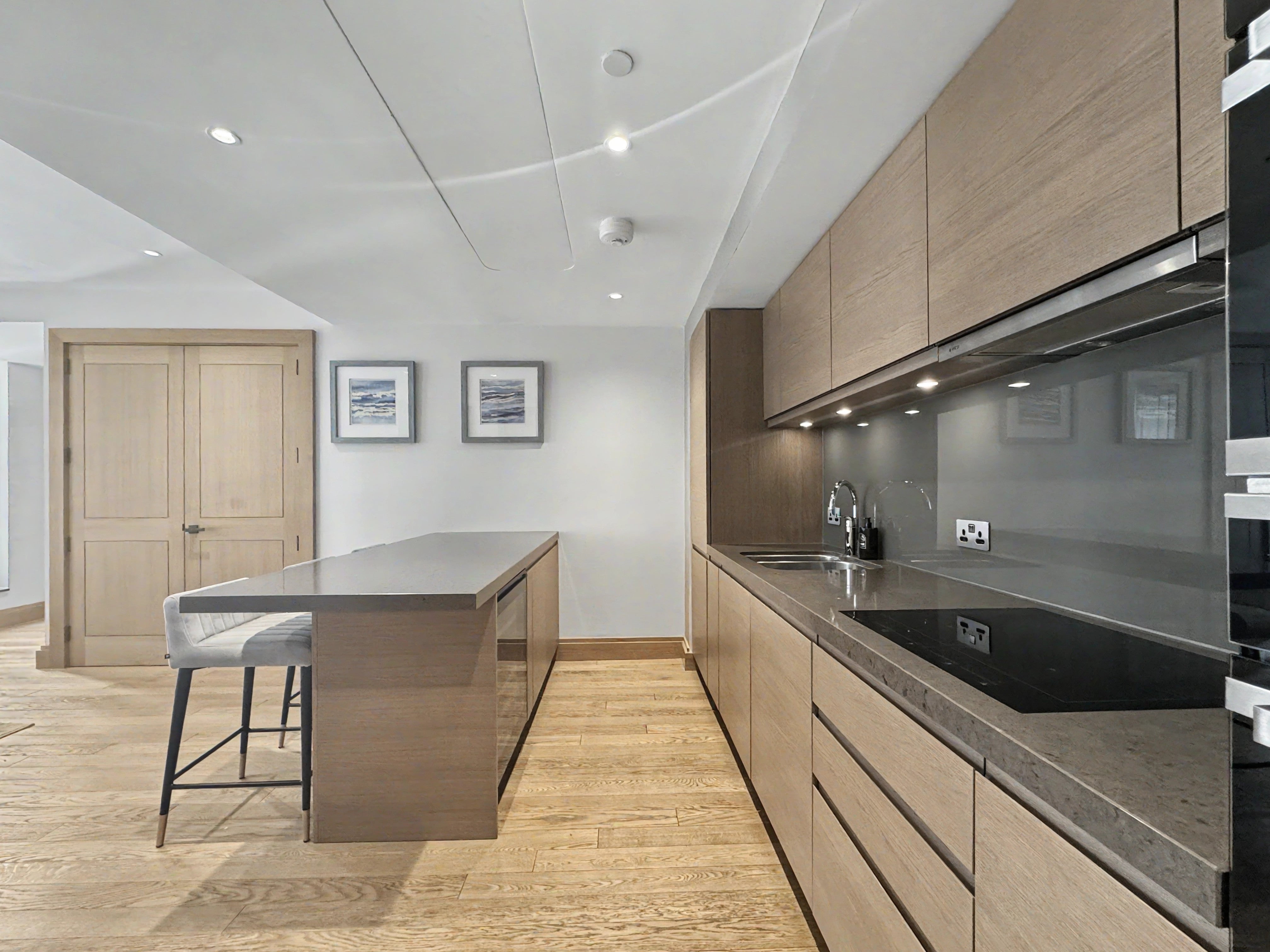 Flat John Islip Street in City of Westminster