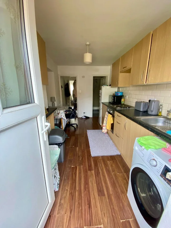 Flat Homefield Road in Dacorum
