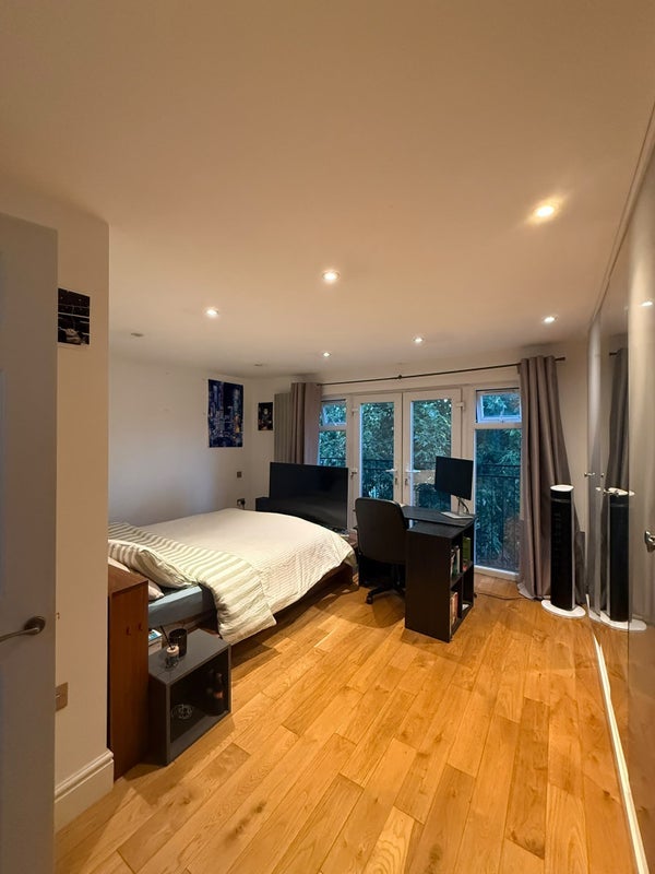 Room Caroline Place in Greater London