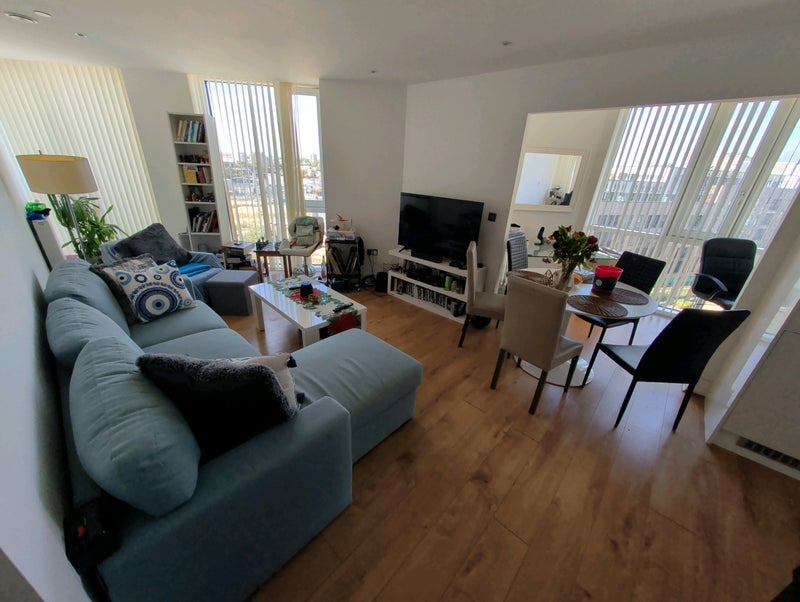 Room High Street in Greater London