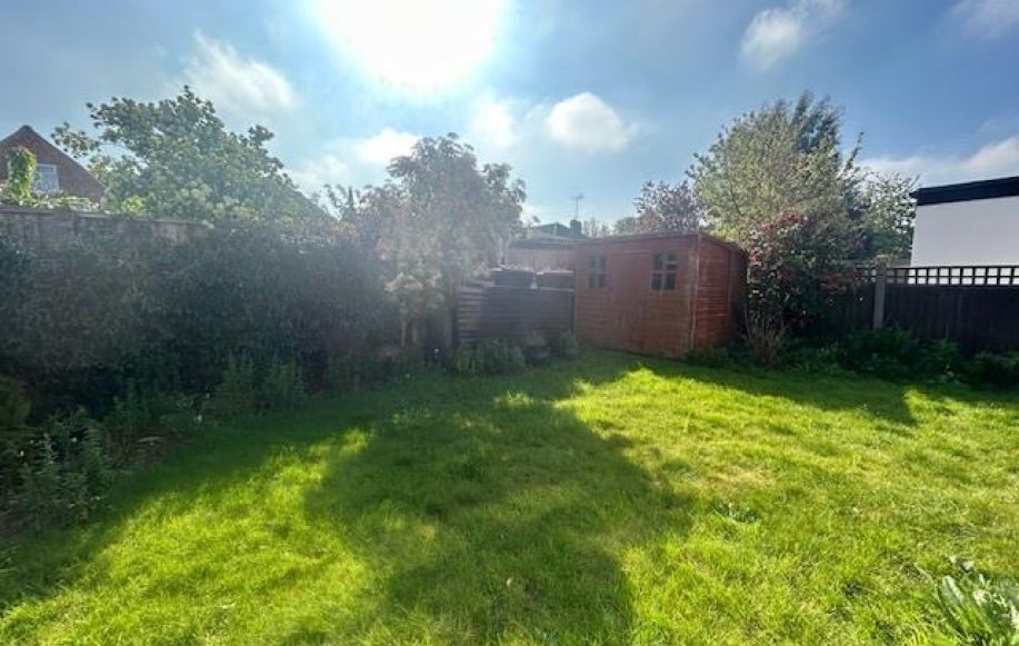 House Edward Way in Borough of Spelthorne