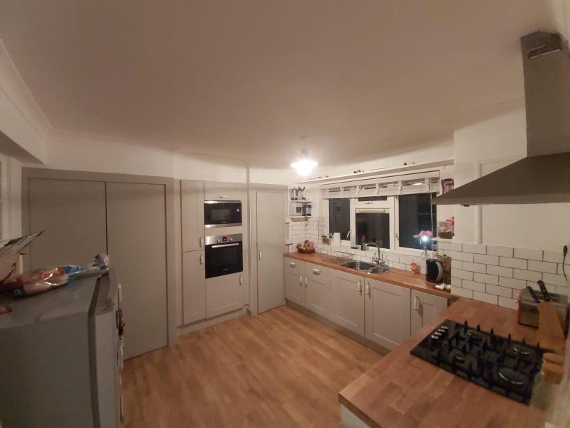 Room Mottingham Road in Greater London