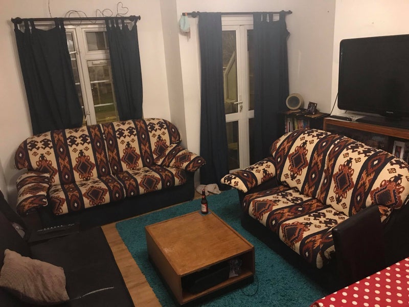 Room Mottingham Road in Greater London