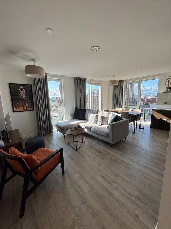 Room Lockside Lane in Salford