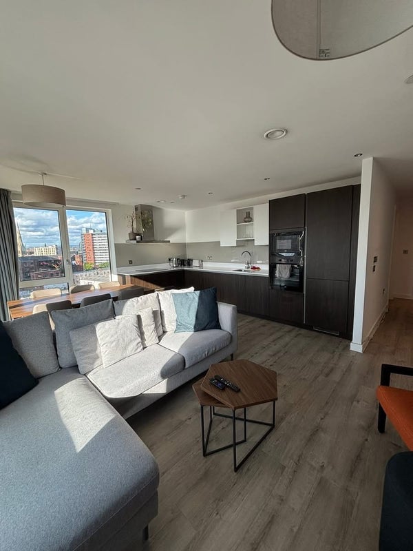 Room Lockside Lane in Salford