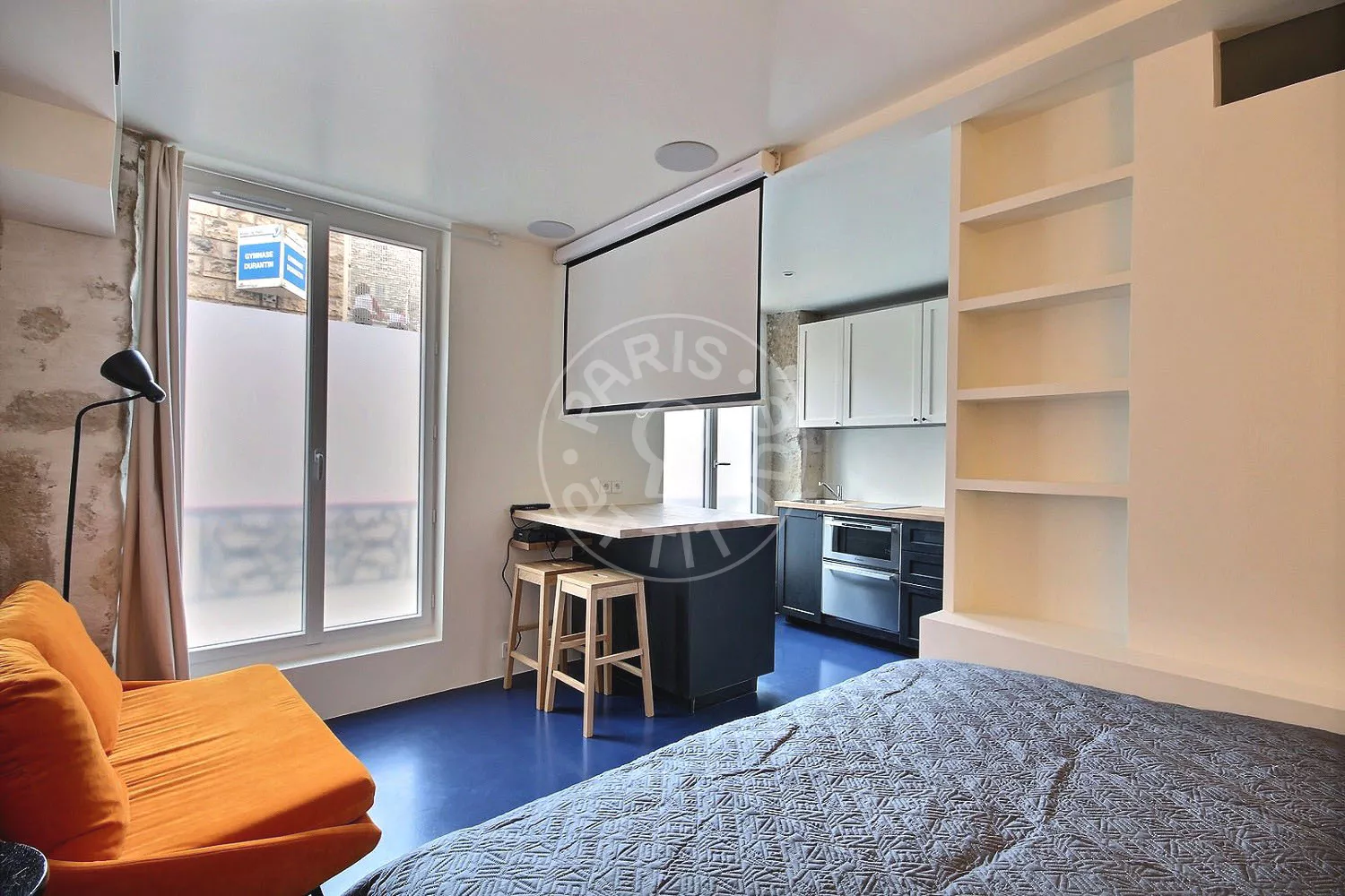 Flat Rue Durantin in Paris