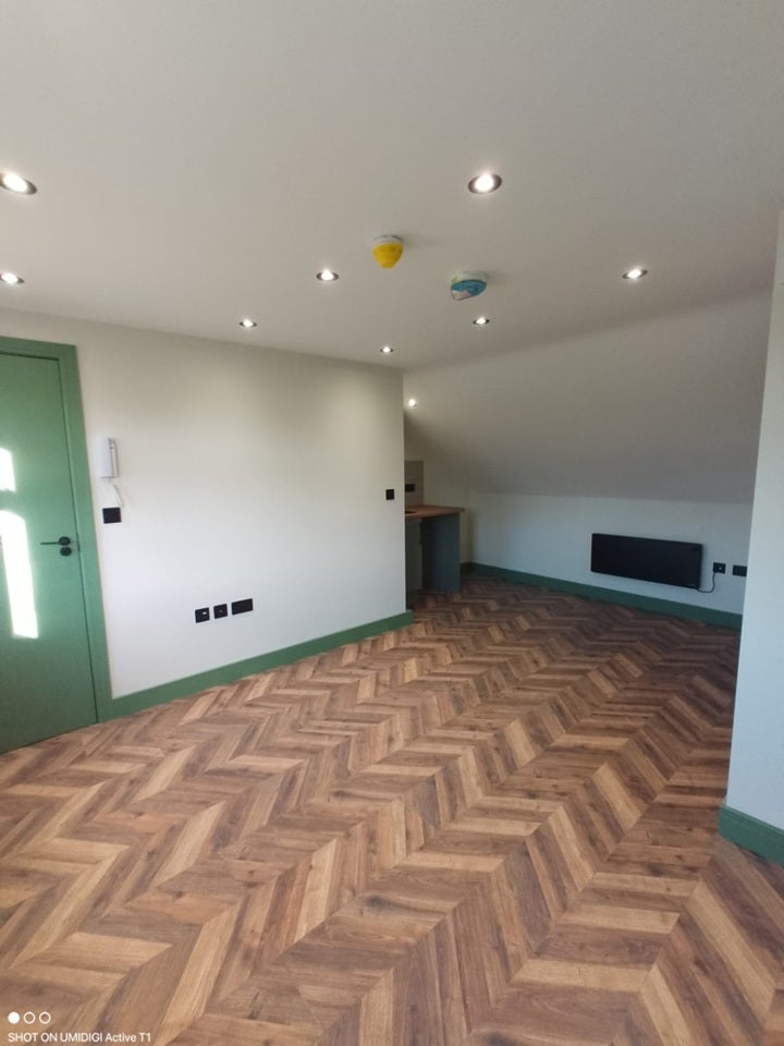 Room Kentmere Road in Greater London