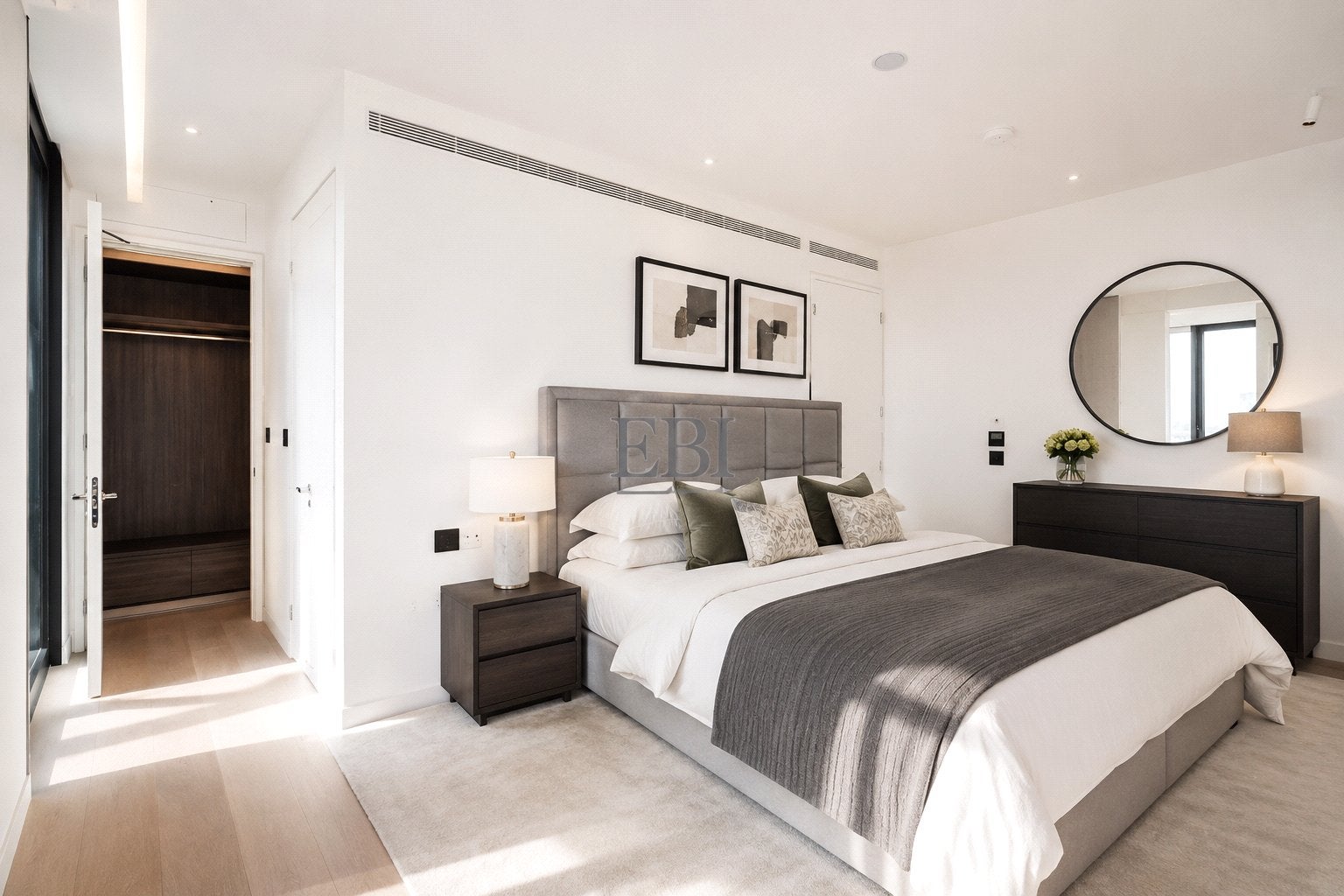 Flat Hanover Square in City of Westminster