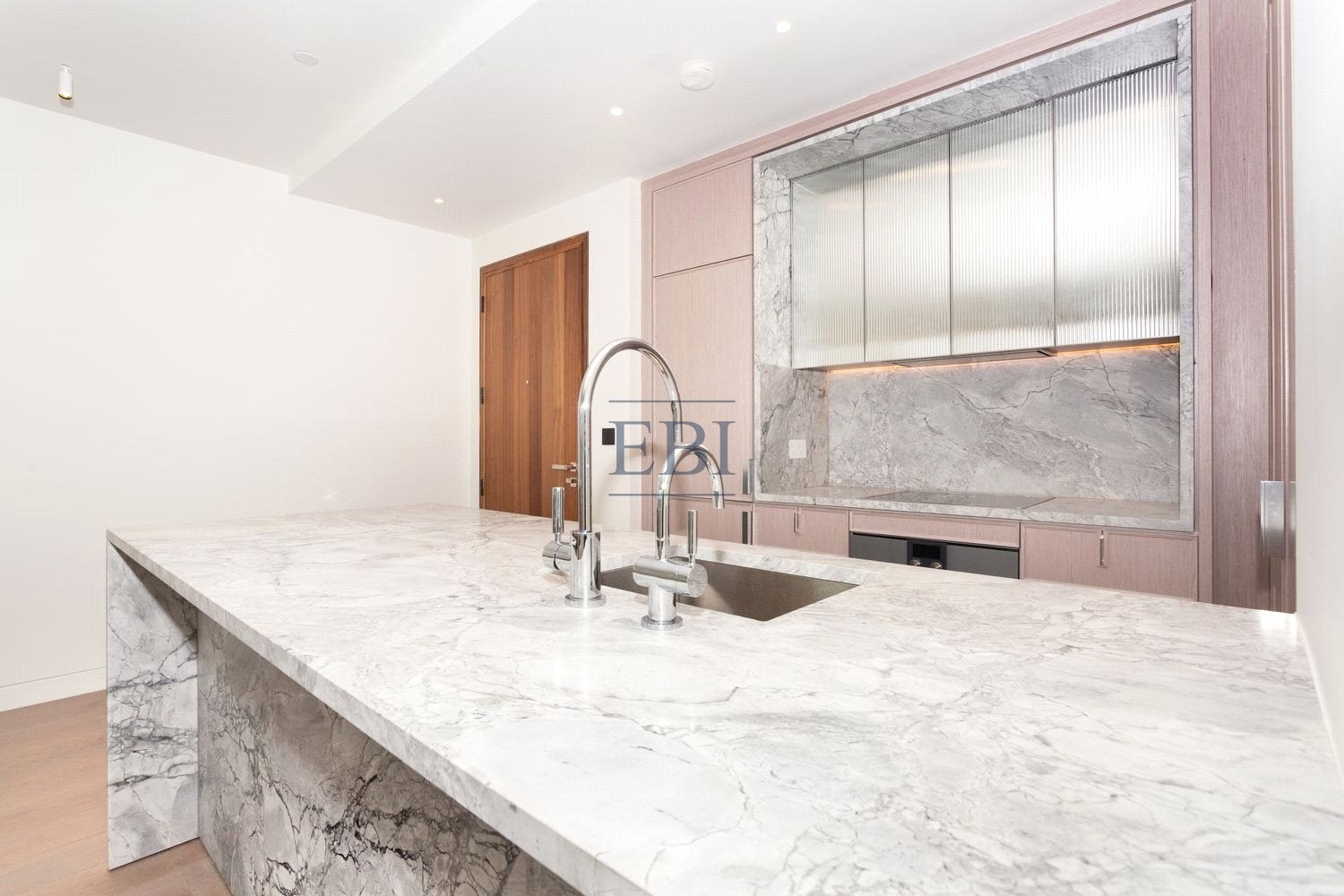 Flat Hanover Square in City of Westminster