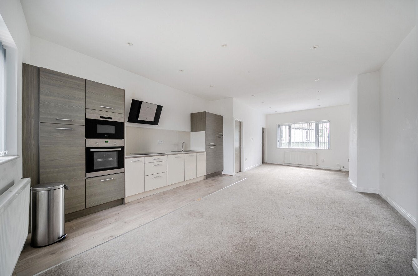 Flat Avon Court in Leeds