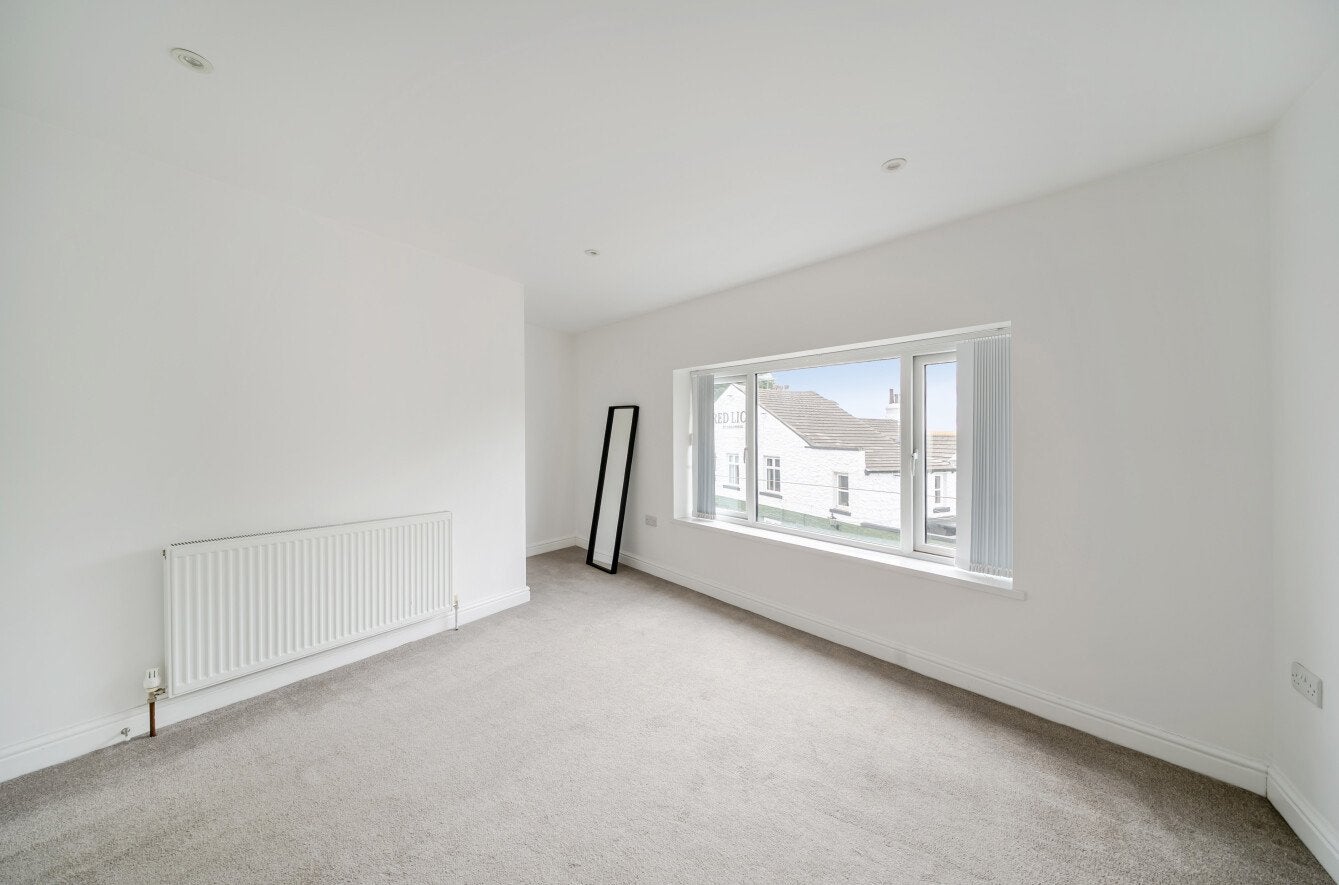 Flat Avon Court in Leeds