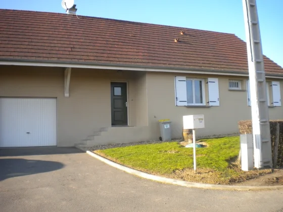 House Rue du Verne in Saint-André-le-Désert