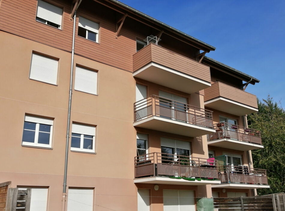 Flat Allée de la Diligence in Saint-Denis-en-Bugey