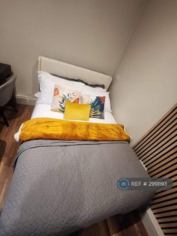 Room Holburn Park in Stockton-on-Tees