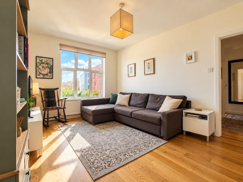 Flat Brixton Hill in Greater London