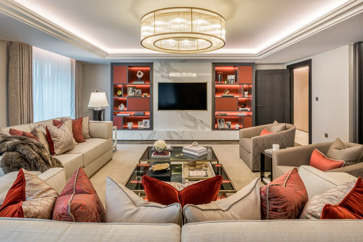 Flat Hans Crescent in Greater London