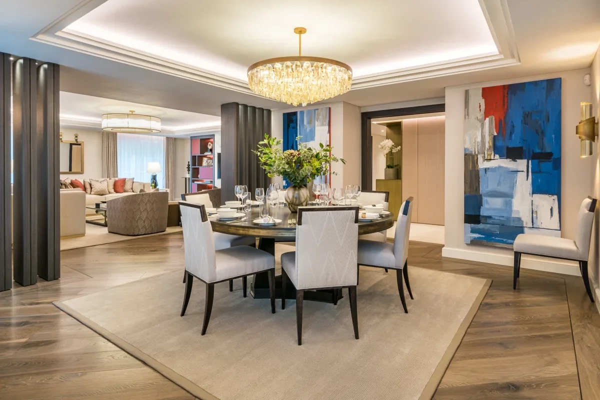 Flat Hans Crescent in Greater London