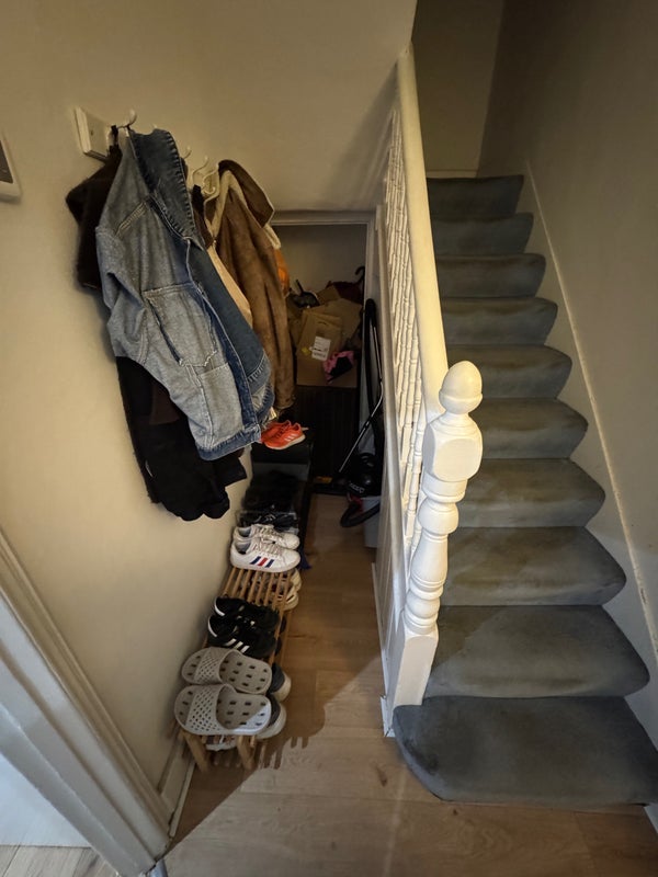 Room Brathway Road in Greater London