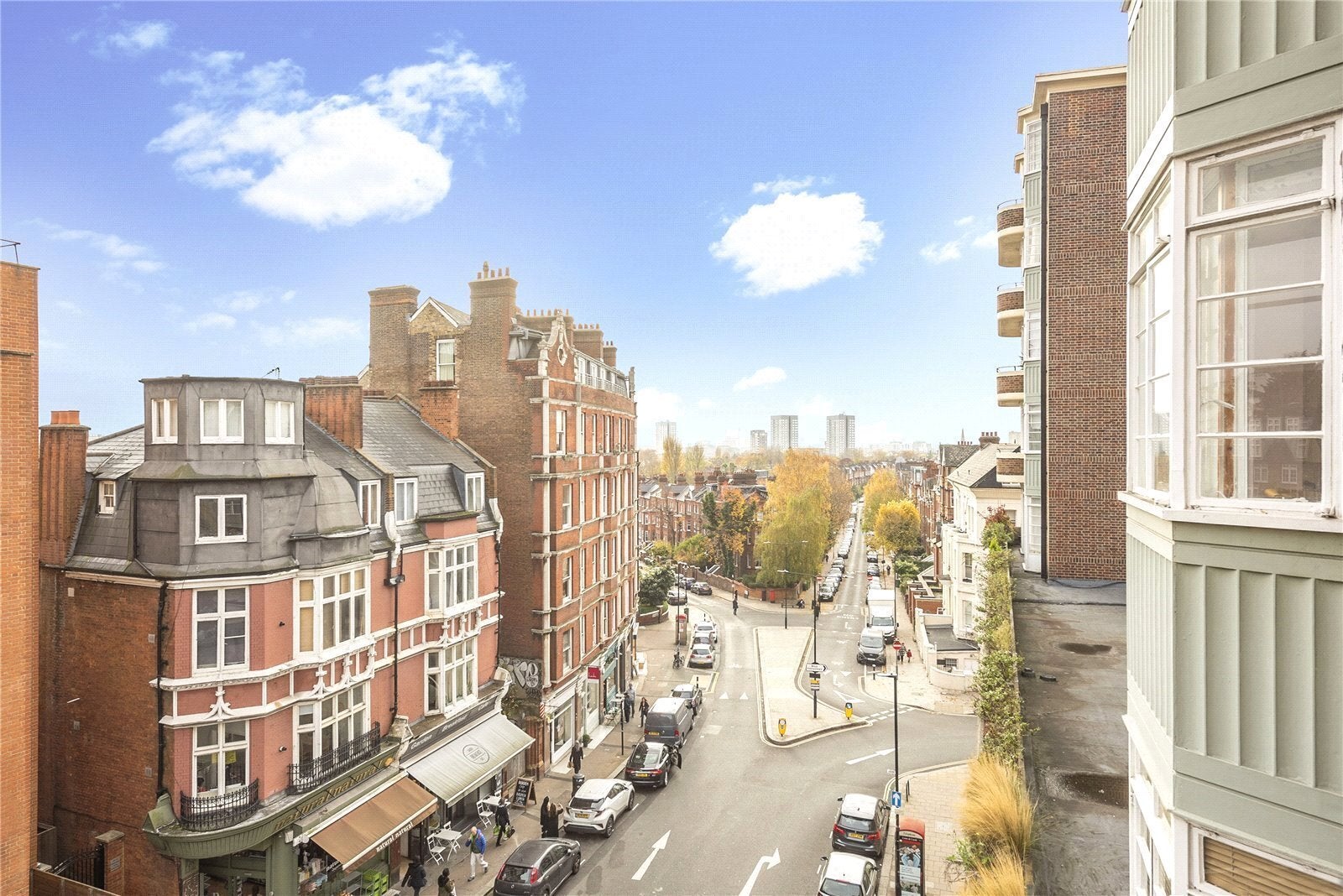 Flat College Crescent in Greater London