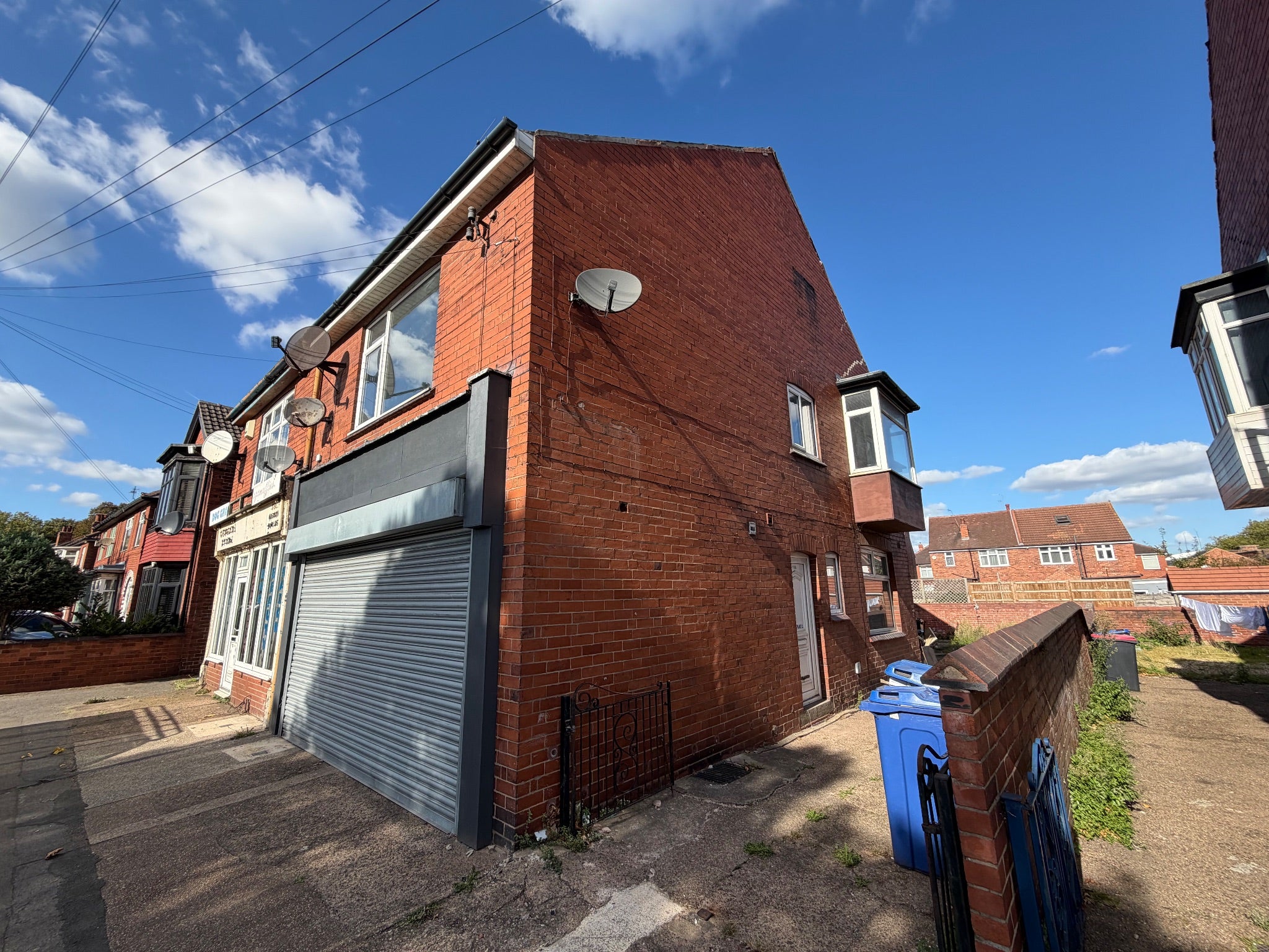 Flat Carr House Road in Doncaster