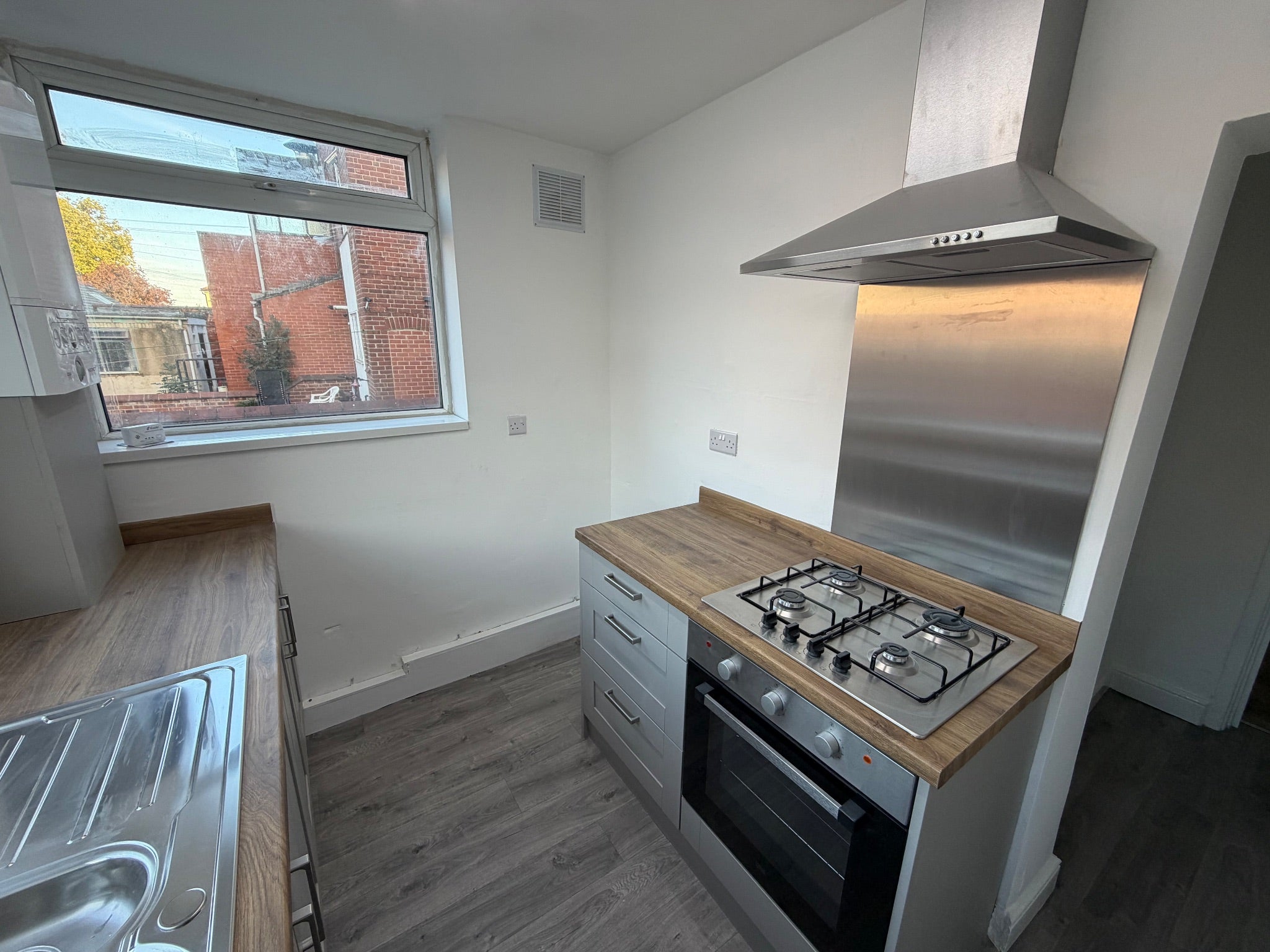 Flat Carr House Road in Doncaster