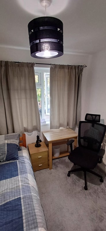 Room Hardy Road in Greater London