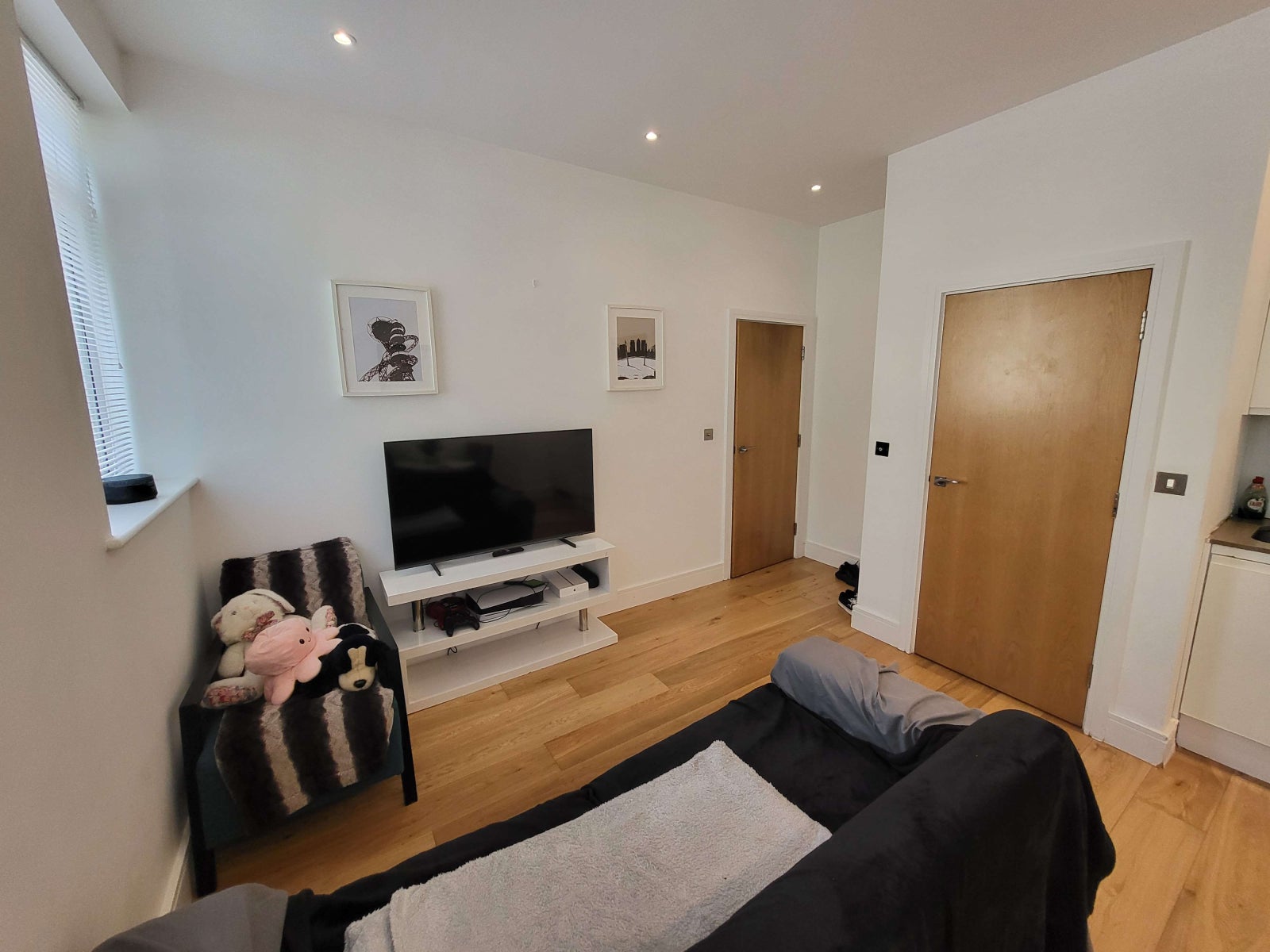 Flat Park Street West in Luton
