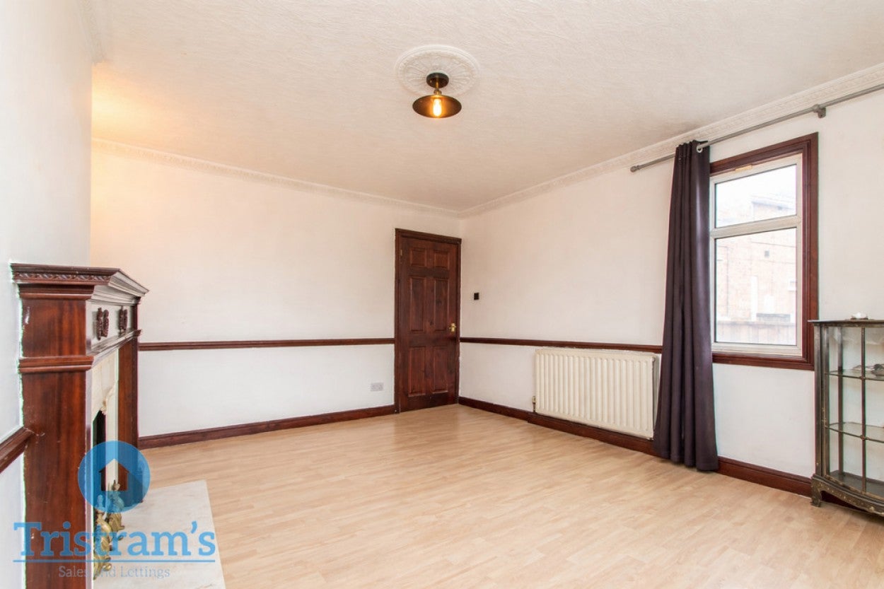 House Dunholme Close in Nottingham