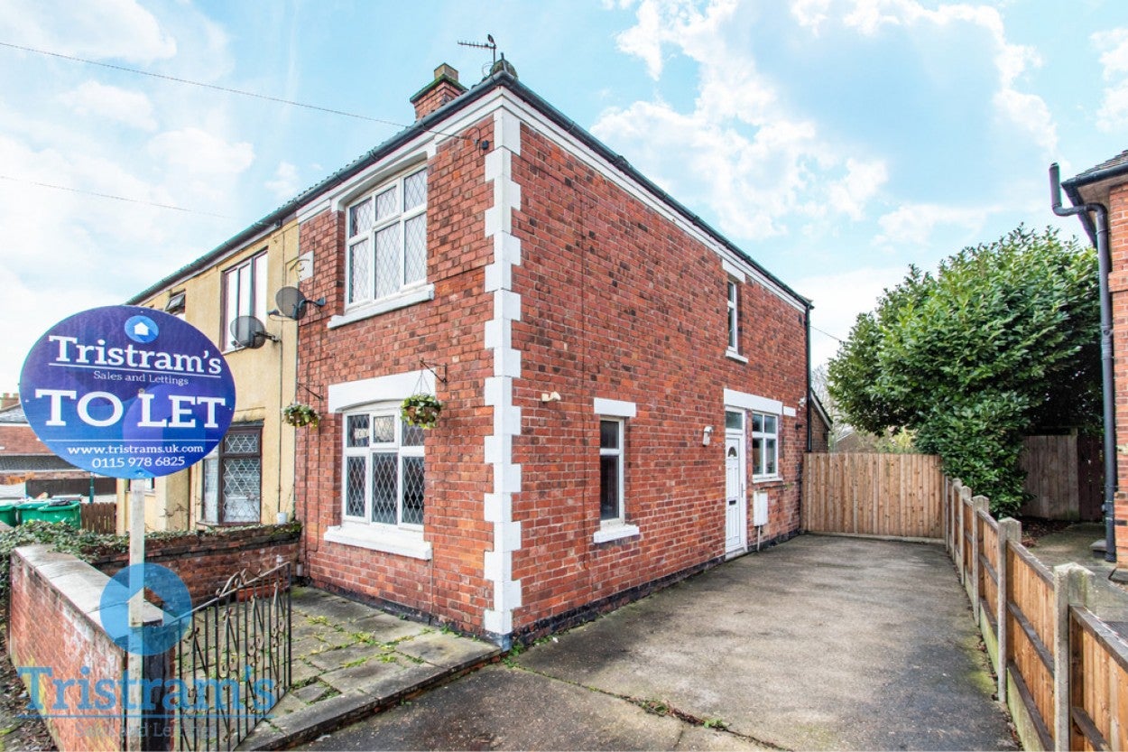 House Dunholme Close in Nottingham