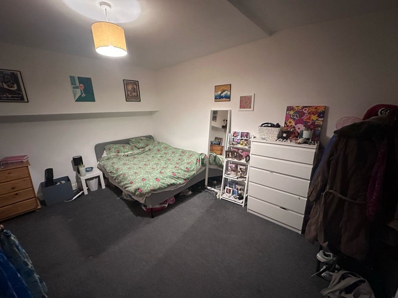 Flat Palatine Road in Manchester