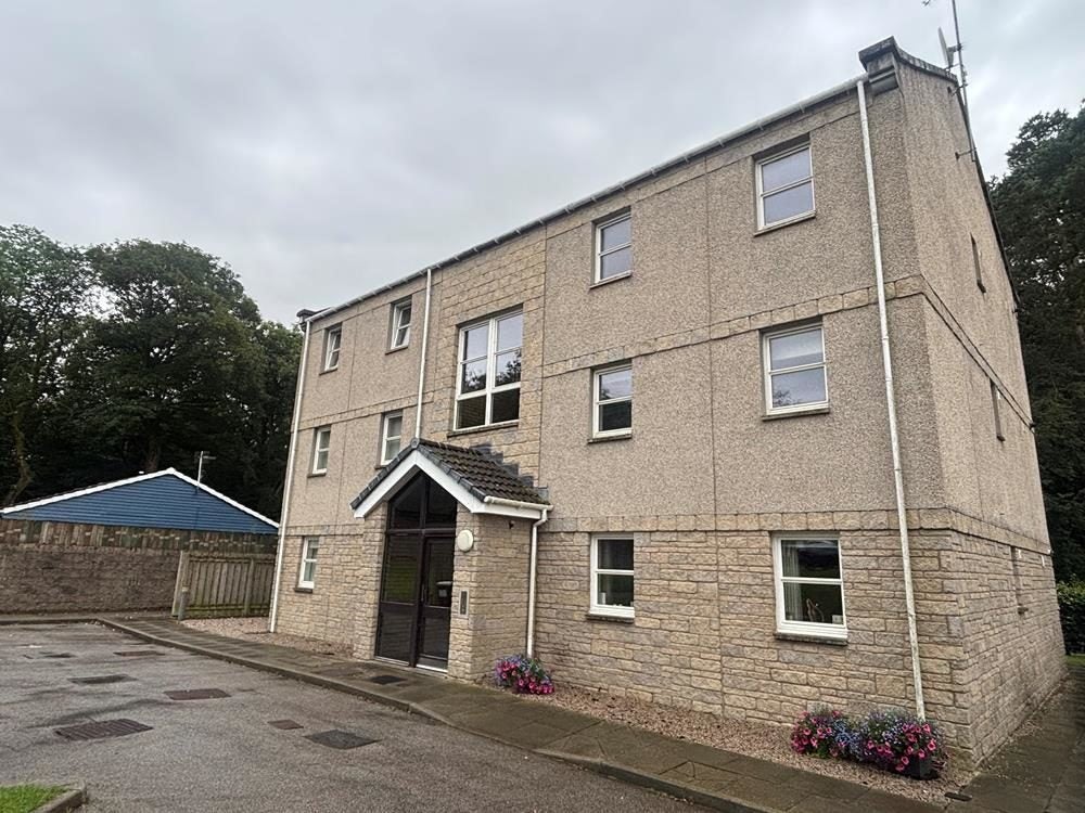 Flat Golf View in Ellon