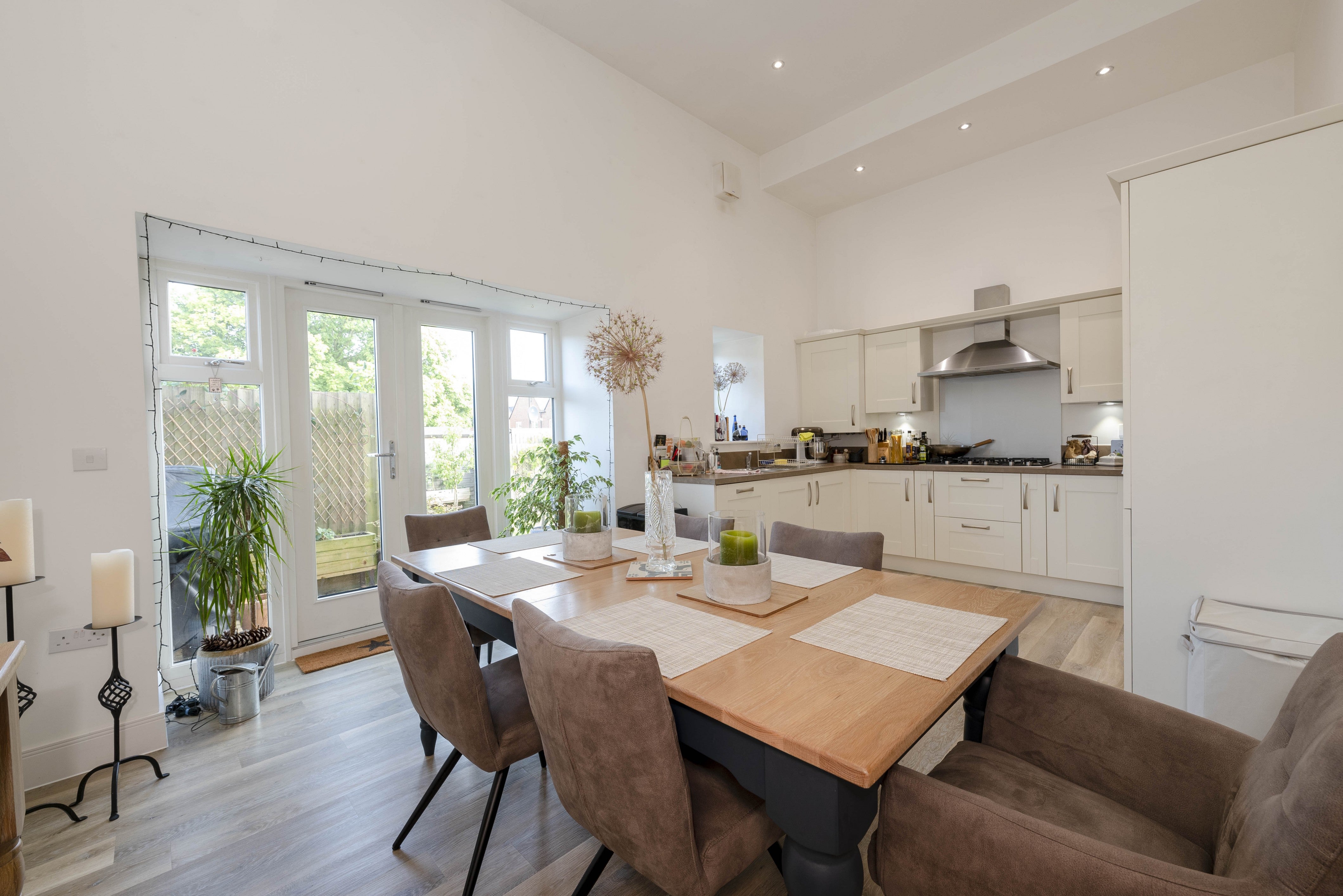 House Lutyens Court in Cotswold District