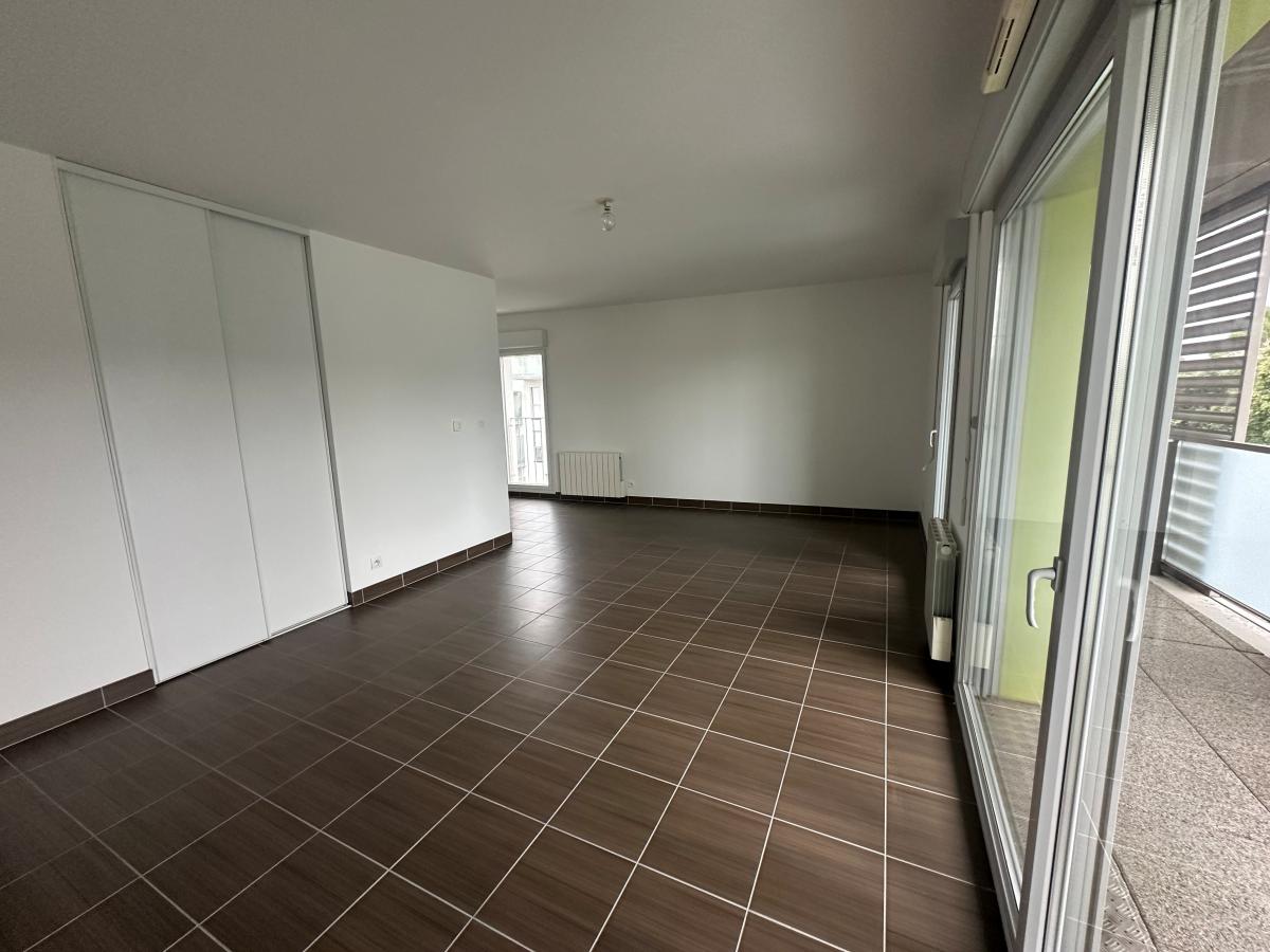 Flat Rue Monseigneur de Pancemont in Vannes