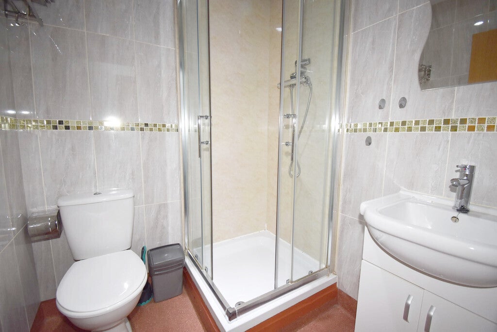 Room Smithford Way in Coventry