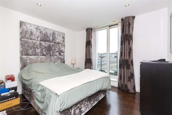 Flat Islington Green in Greater London