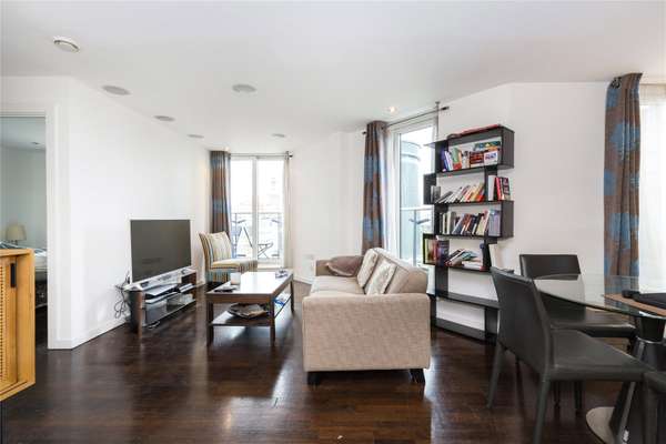Flat Islington Green in Greater London