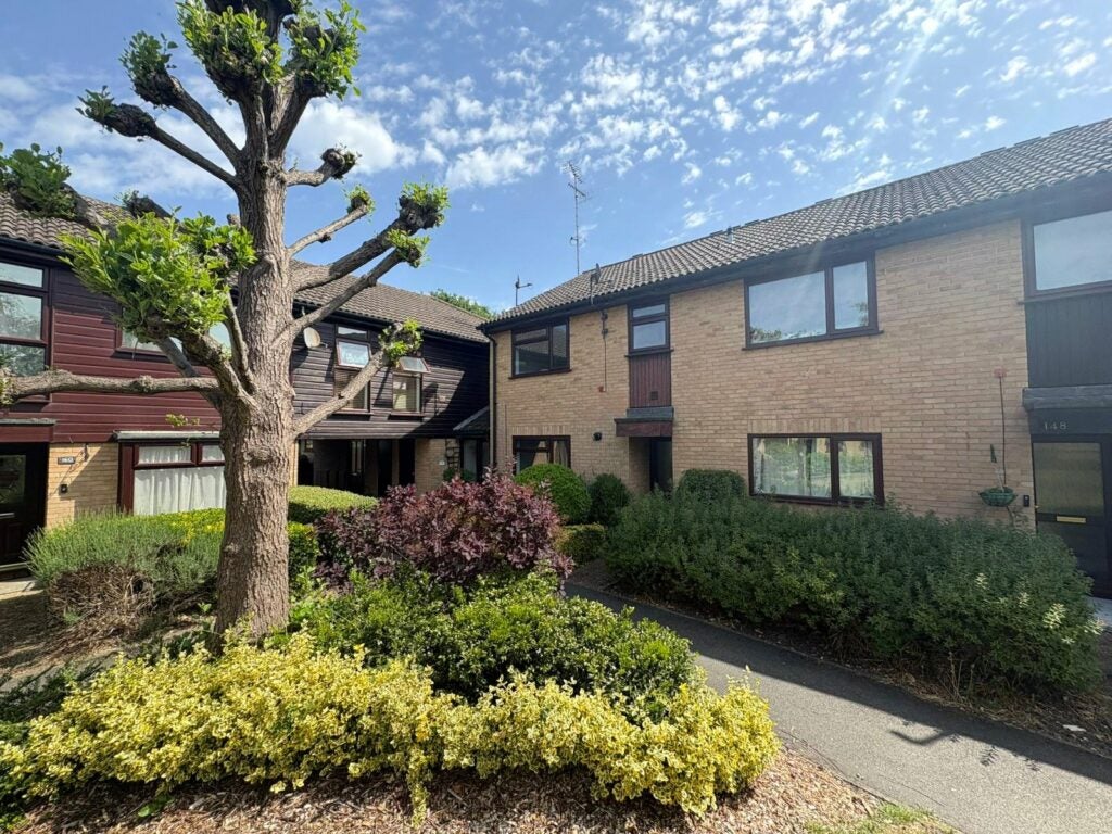 House Avondale in Guildford