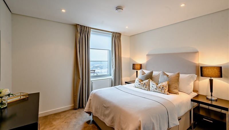Flat Merchant Square in City of Westminster