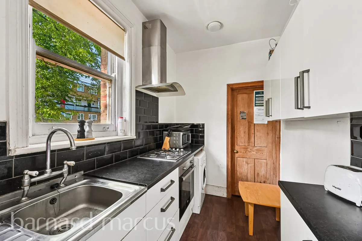 Flat Brixton Water Lane in Greater London