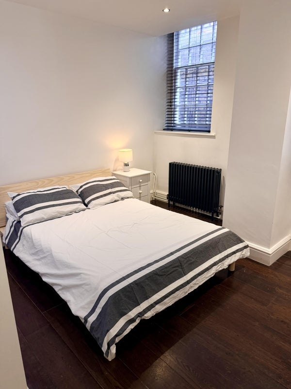Room Greenberry Street in City of Westminster