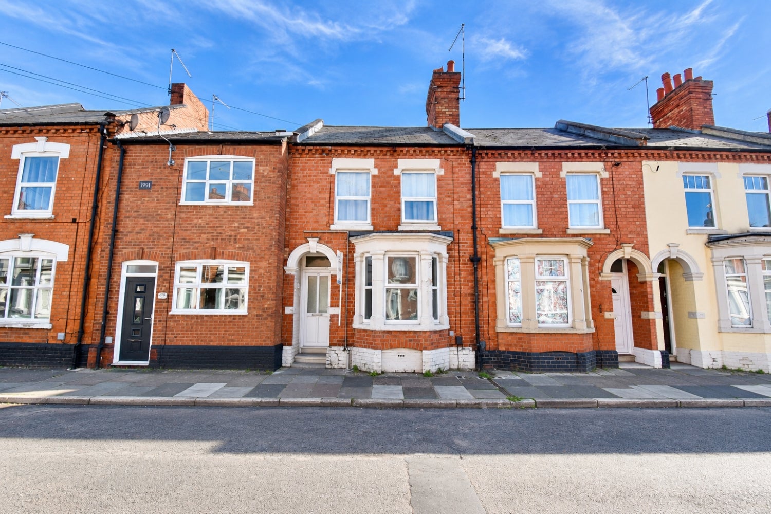 Flat Ivy Road in Northampton