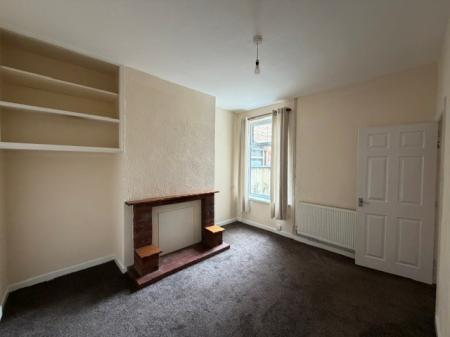 Flat Humberstone Road in Grimsby