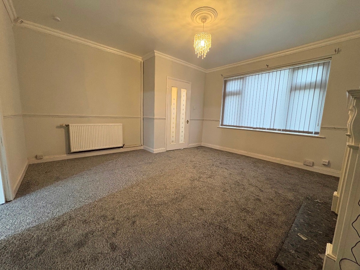 House Ramsay Avenue in Farnworth